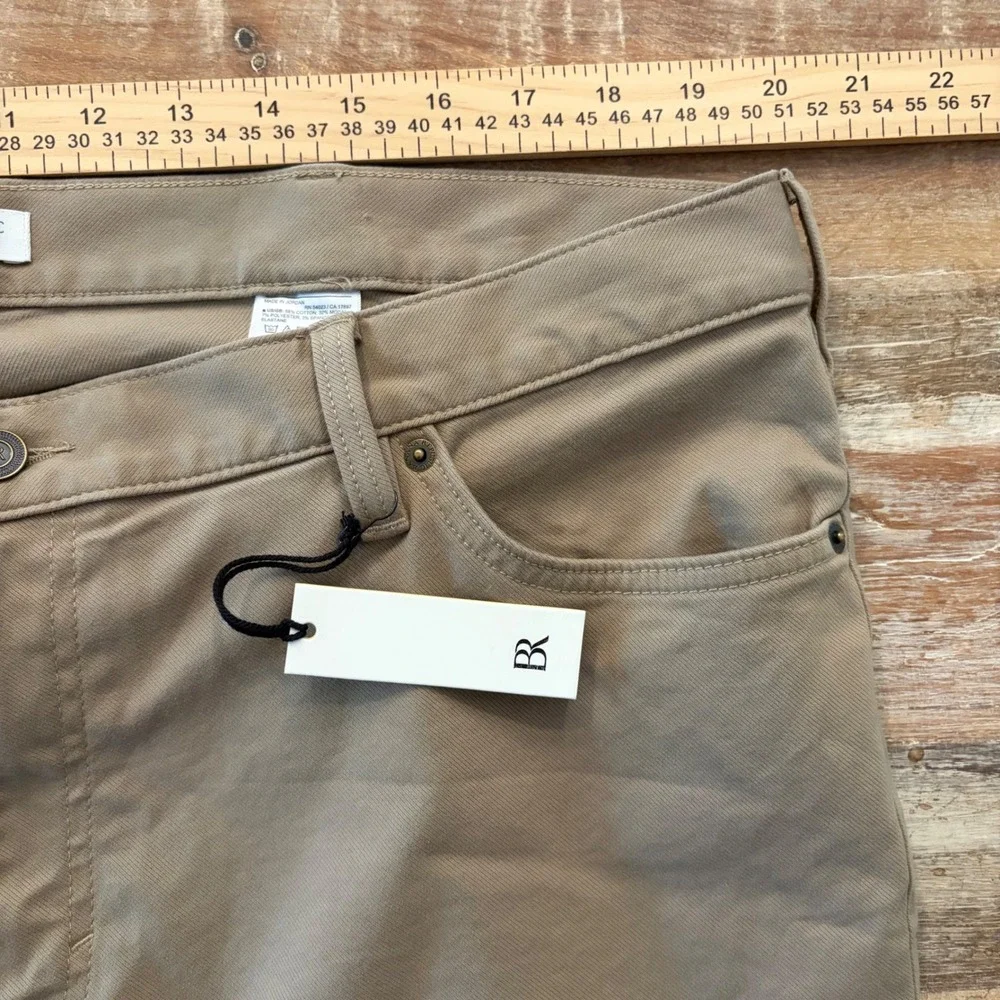 Banana Republic Mens Straight Fit Traveler Pant Khaki Tan Italian Fabric 40x34
